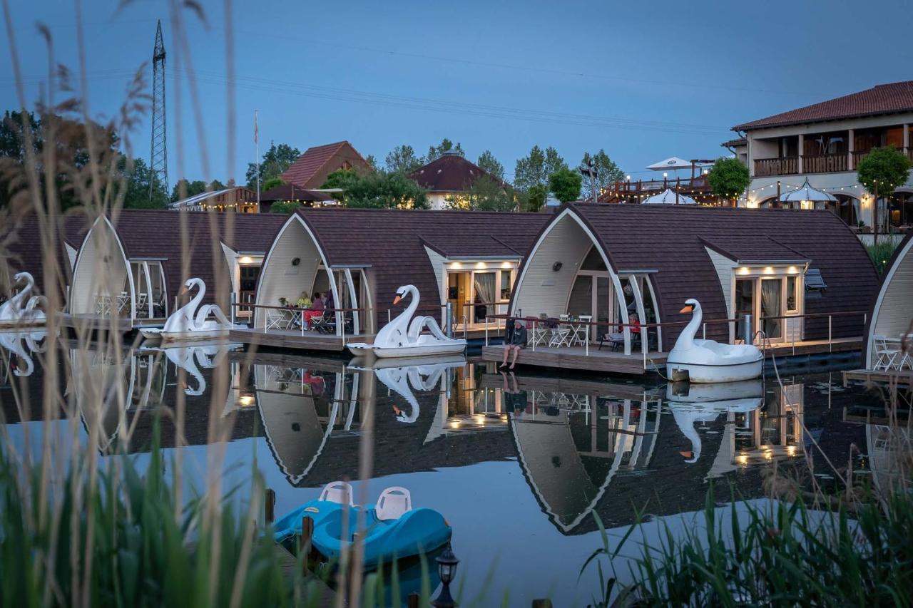 Lieblingsplatz Parey - Schwimmendes Seehotel Kültér fotó