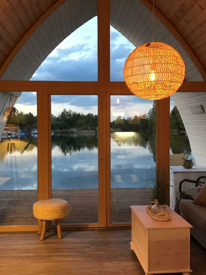 Lieblingsplatz Parey - Schwimmendes Seehotel Kültér fotó